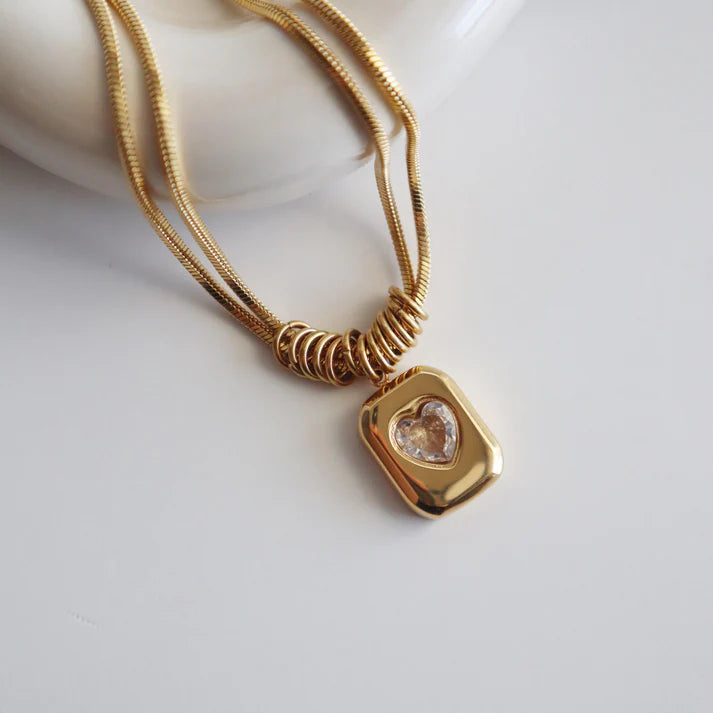 Lune Heart Pendant Necklace