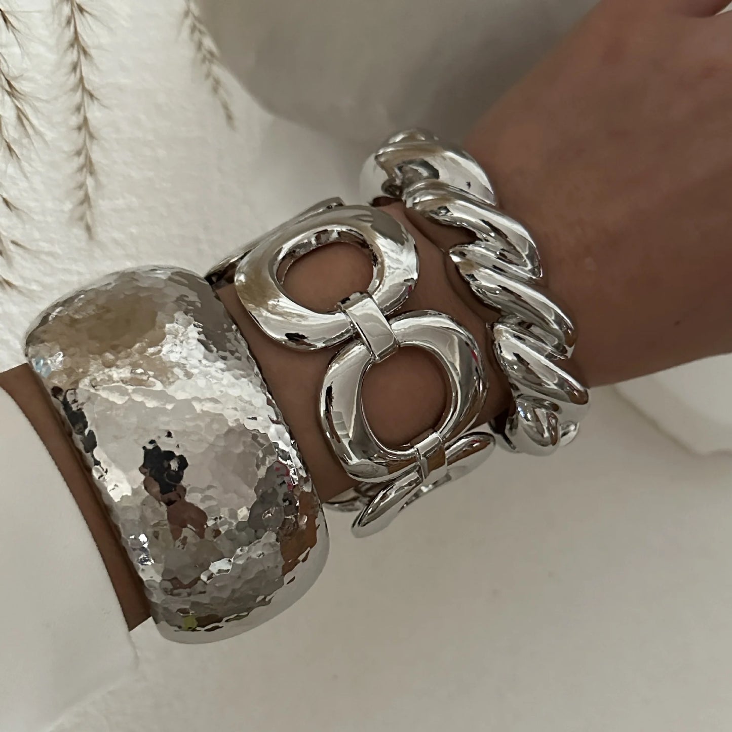Evora™ Elegant Gold-Plated Chain Bracelet