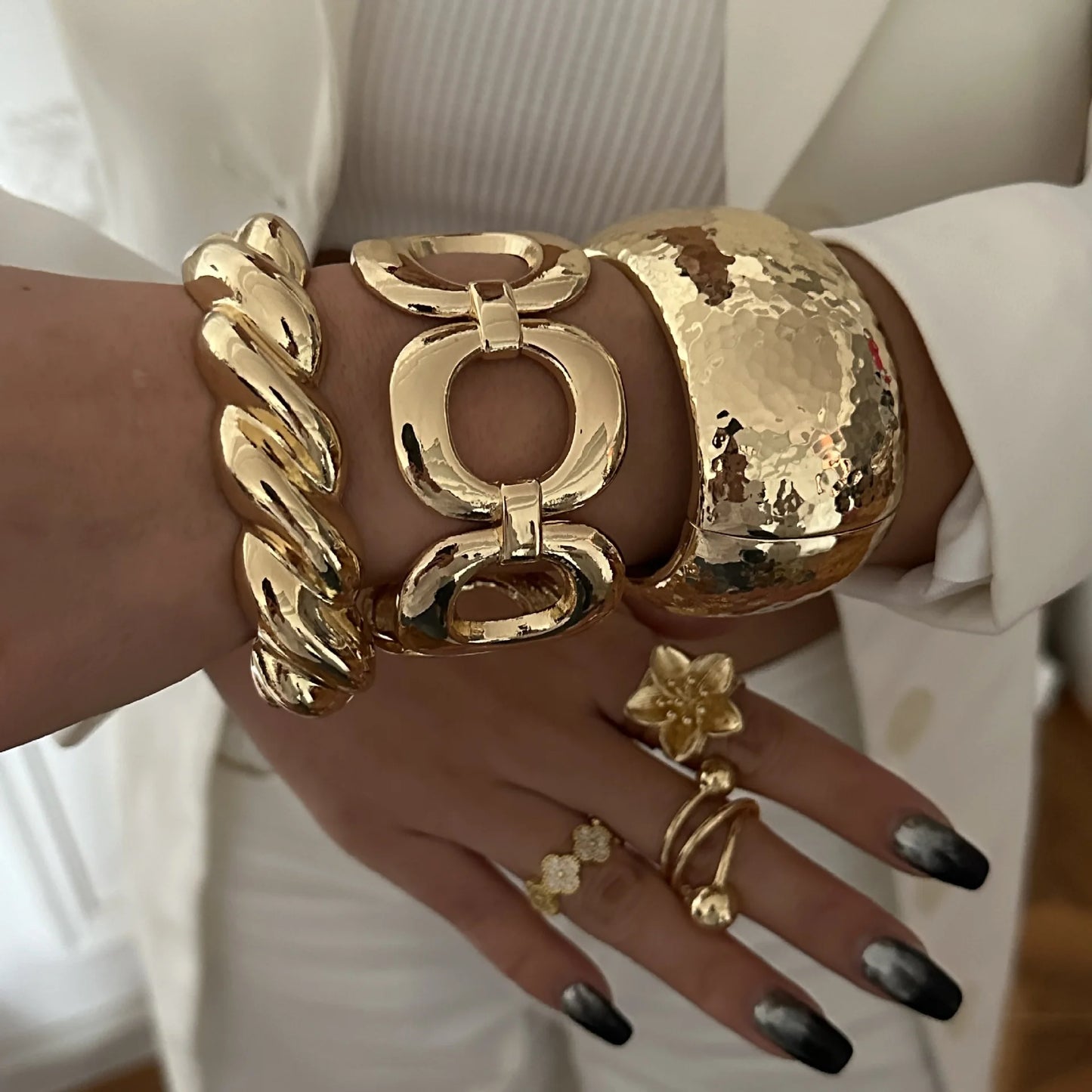 Evora™ Elegant Gold-Plated Chain Bracelet