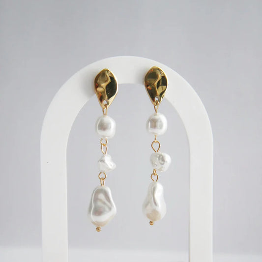Luna Baroque Pearl Earrings