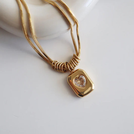 Lune Heart Pendant Necklace
