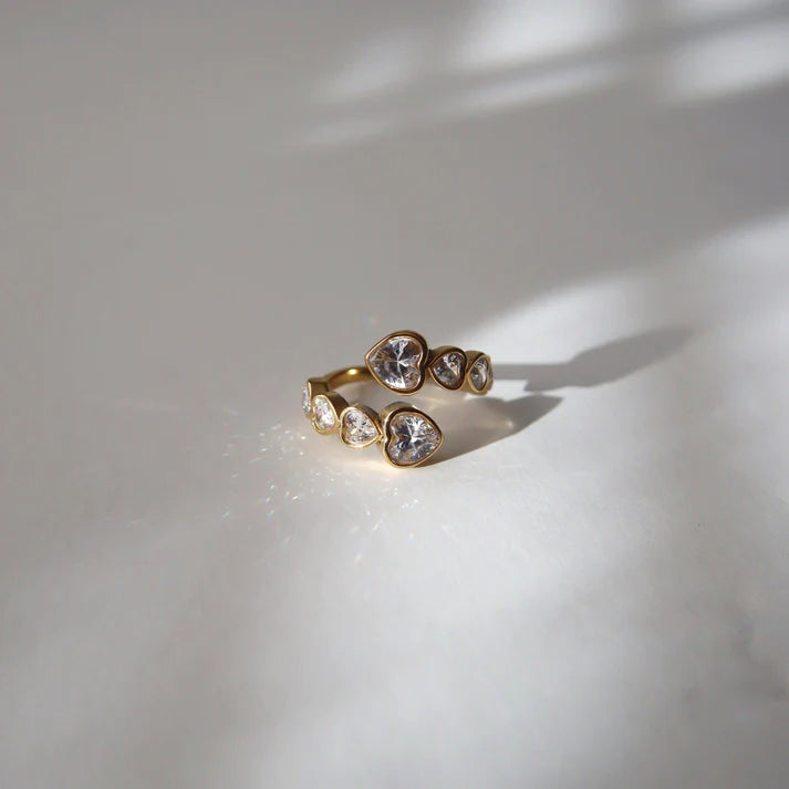 Amélie Heart Stone Ring